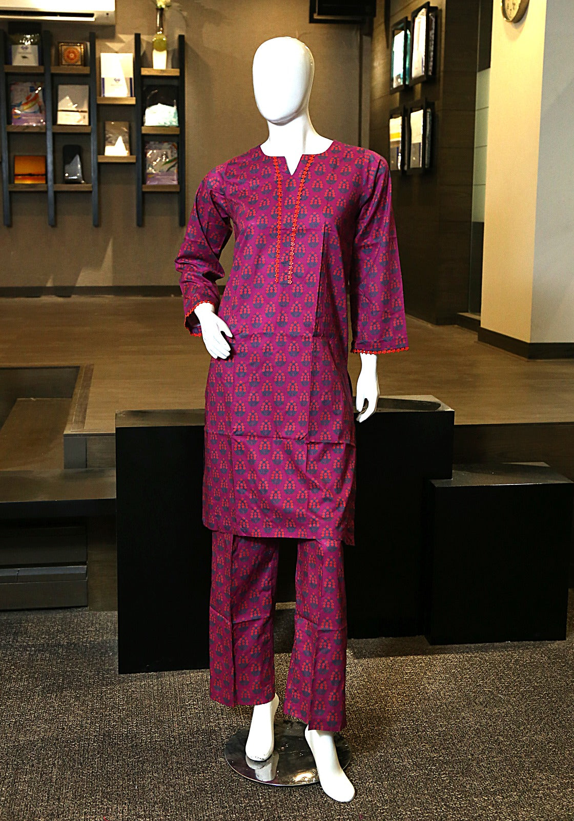printed lawn suit 2pcs arianne suit.