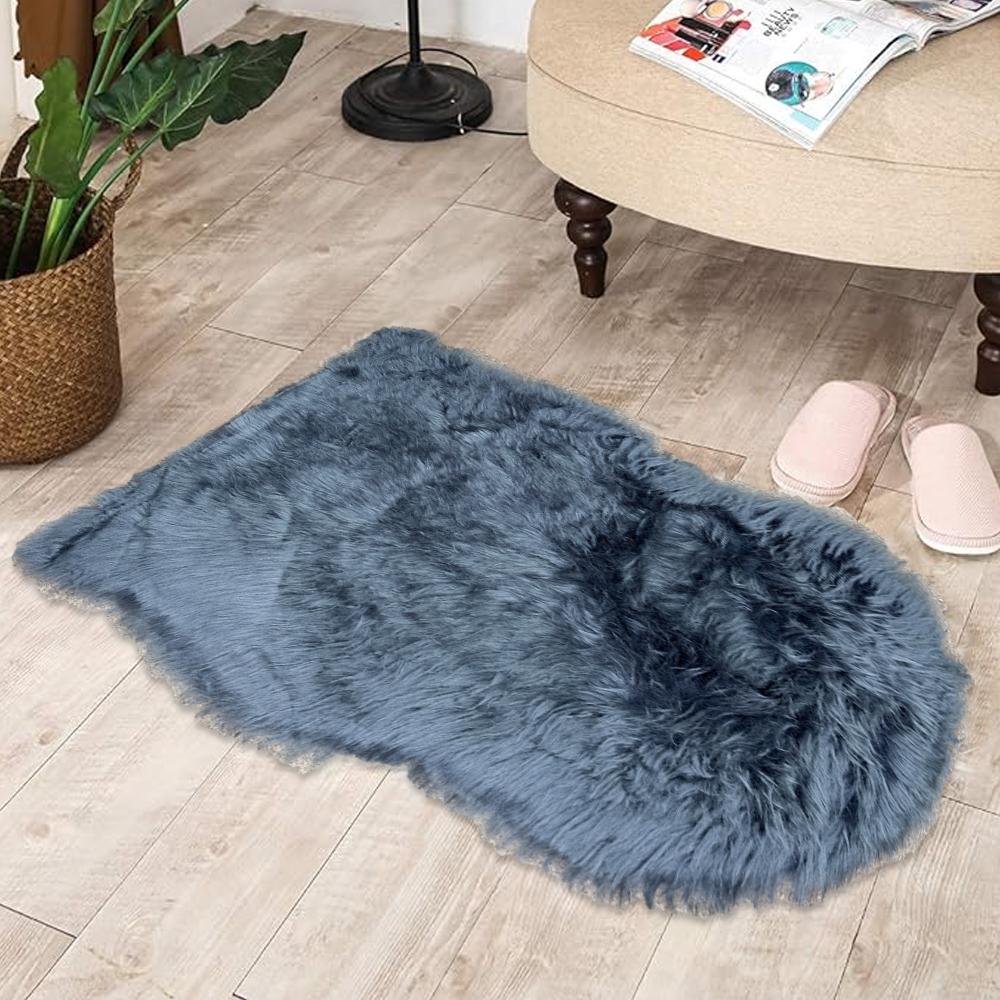 Diamond Shape Furry Rug - Grey