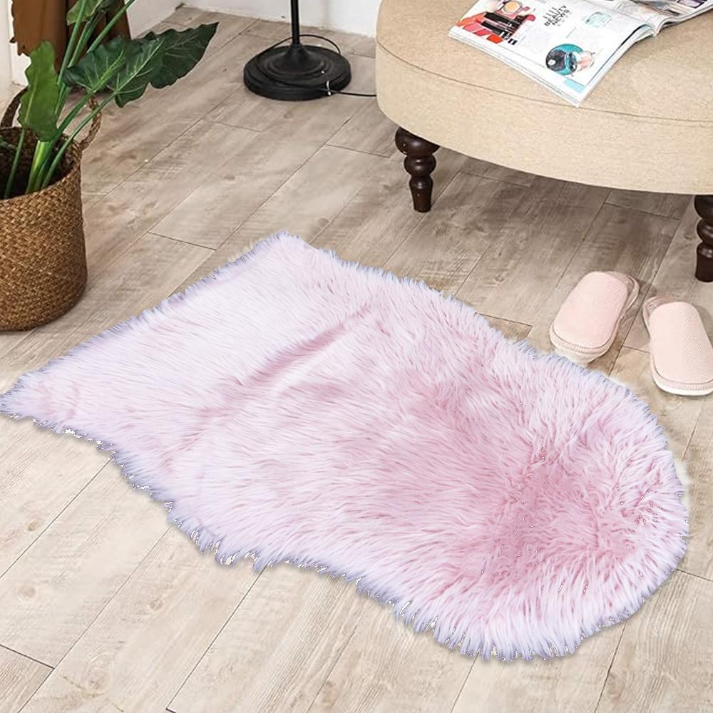 diamond shape furry rug pink