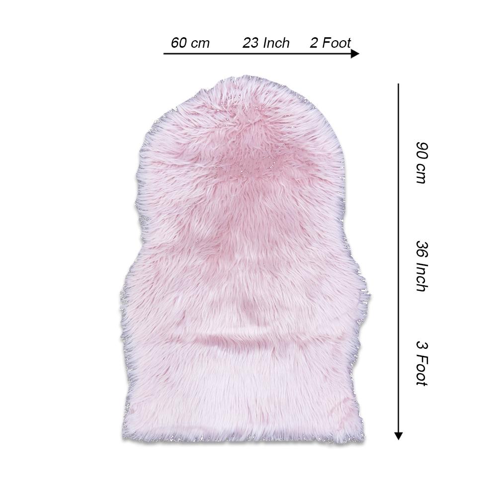 diamond shape furry rug pink