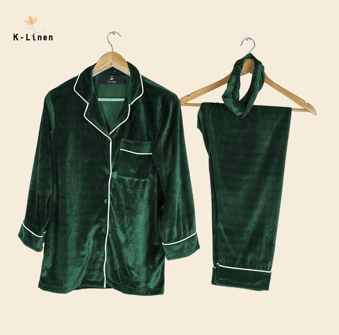 women velvet suite suit.