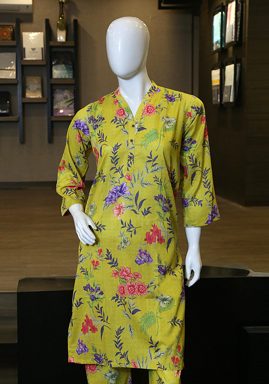 2 piece printed lawn suit jade suit.