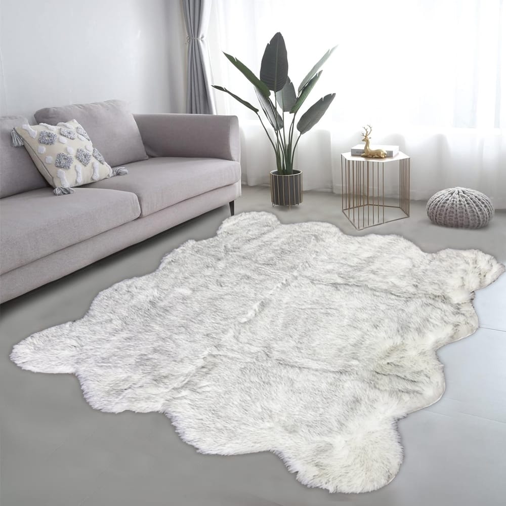 luxe rug grey white