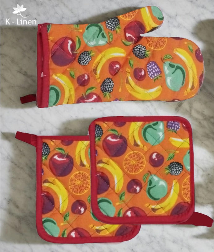 plain quilted kitchen gloves fruits