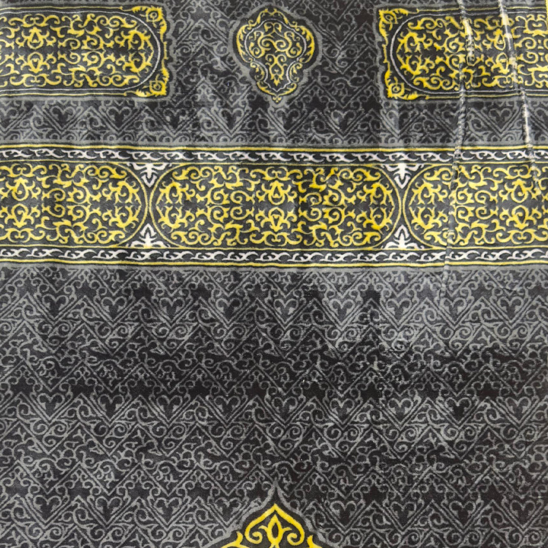 premium velvet prayer mat qibla