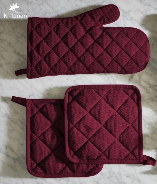 Plain Quilted Kitchen Gloves - Maroon