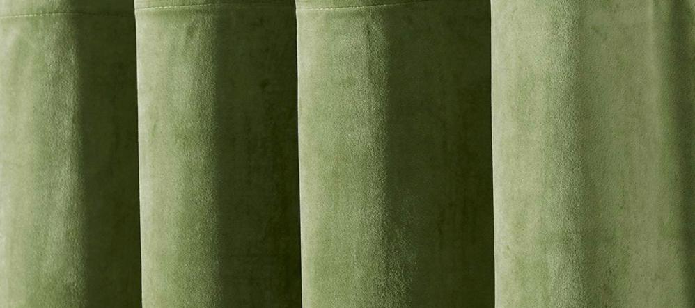 Premium Velvet Curtain - Green