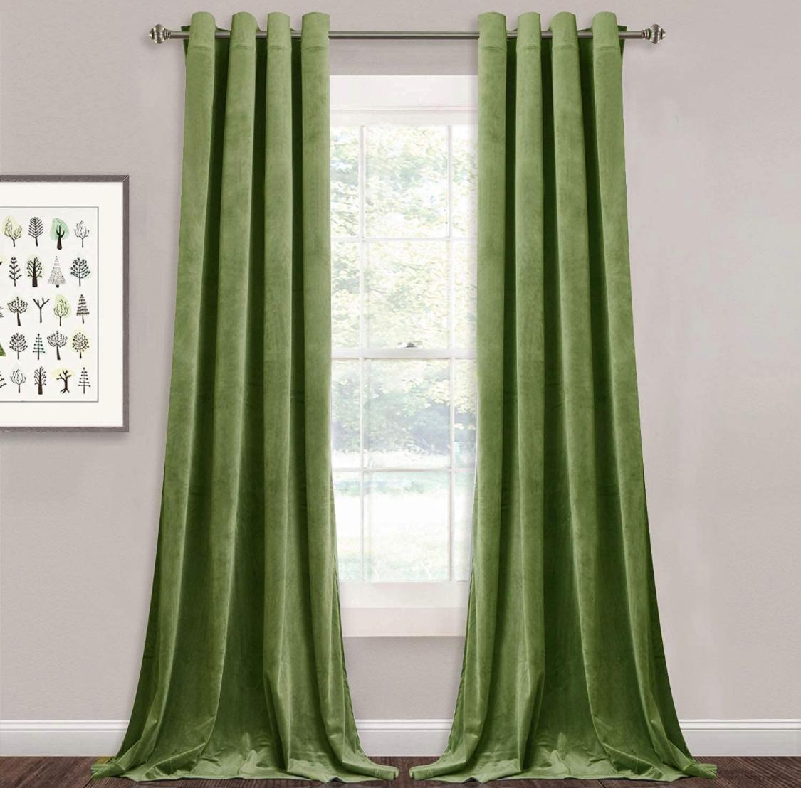 Premium Velvet Curtain - Green