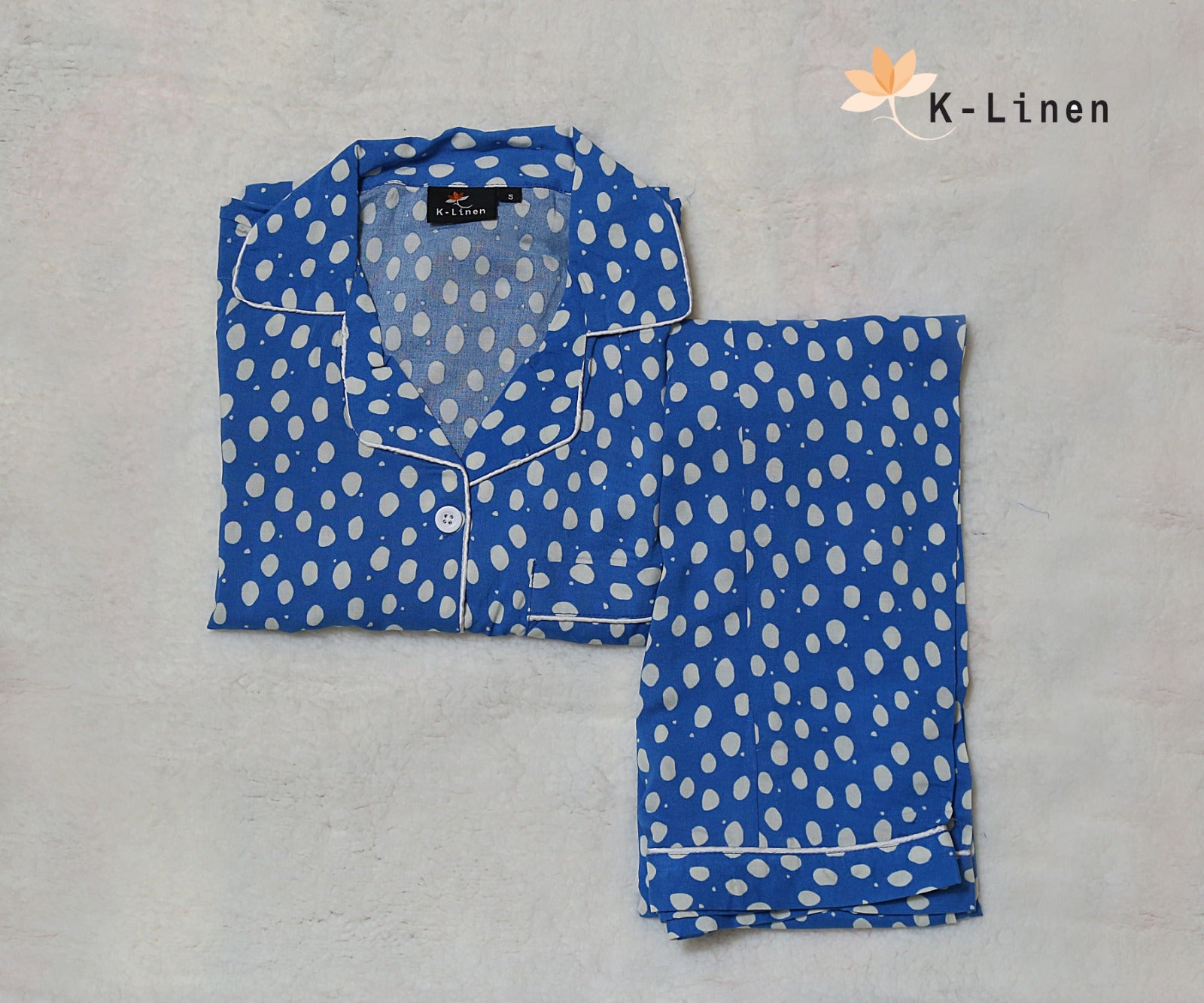 Women Loungewear suite - Blue white dots